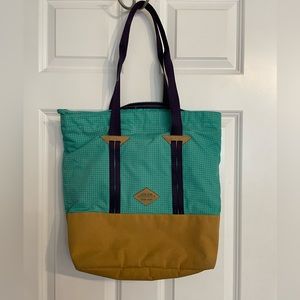 Merrell Trailhead 20L Tote Bag